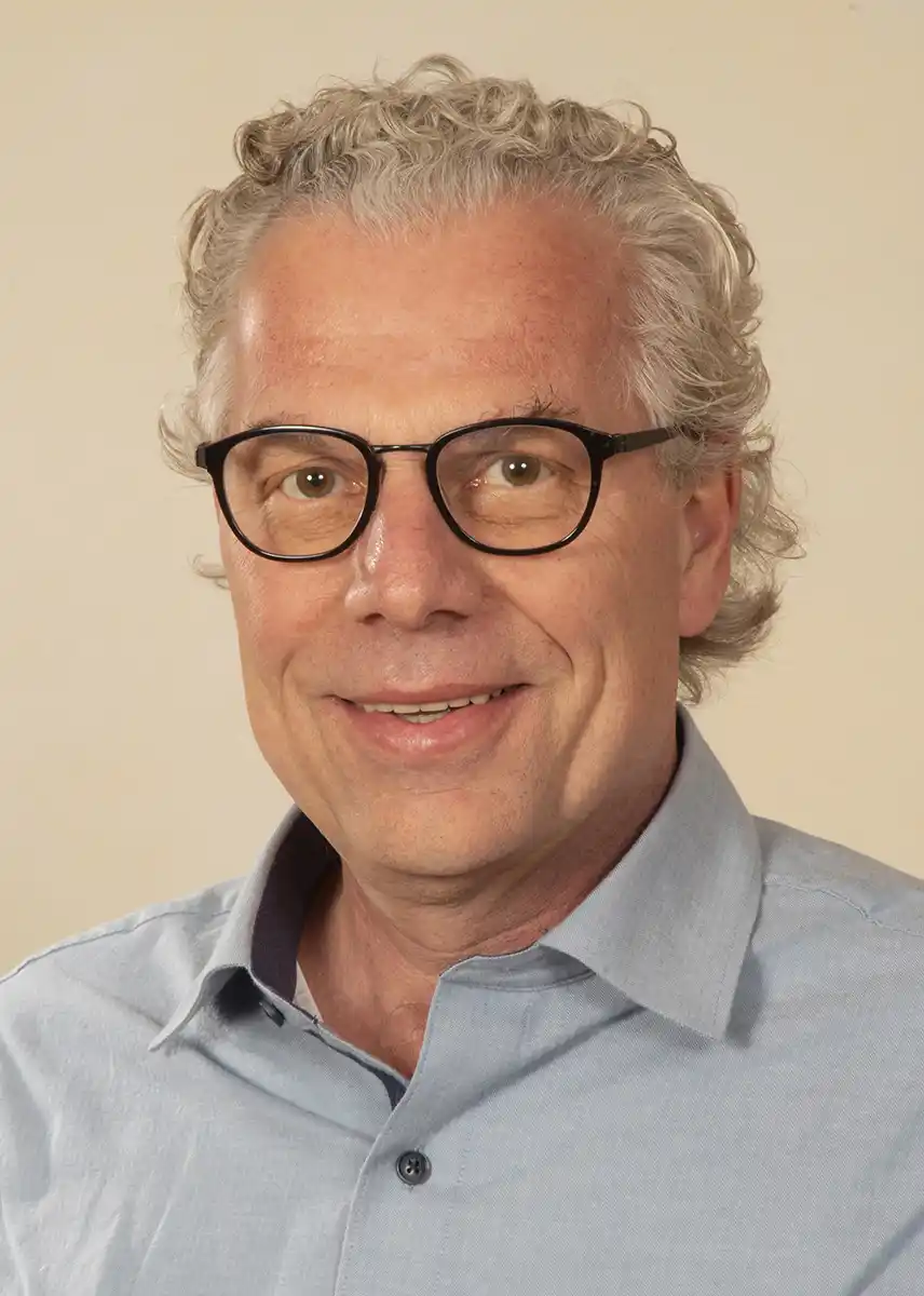 Dr. med. Bernd F. Kling Facharzt für Kinder- und Jugendmedizin